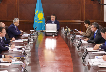 655 новых медицинских объектов построят в казахстанских аулах