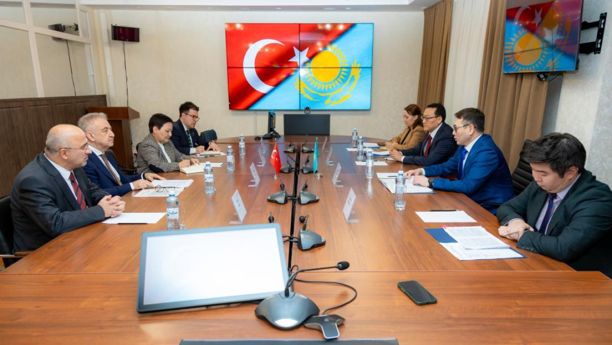 Арман Шаккалиев провел встречу с Послом Турции