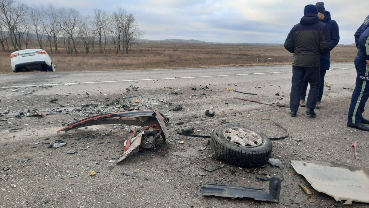 Два человека погибли в жутком ДТП в Карагандинской области