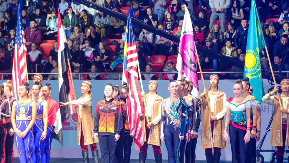 Чемпионат мира по эстетической групповой гимнастике начался в Алматы