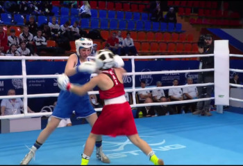 Казахстанская боксерша Айша Сариева одержала убедительную победу в своем первом поединке