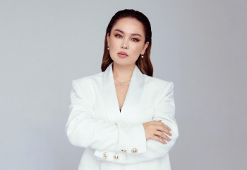 Супруга Меиржана Туребаева спела песню на 