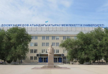 Атырау университетінің деканы 6 жыл бойы заңсыз жалақы алып отырған