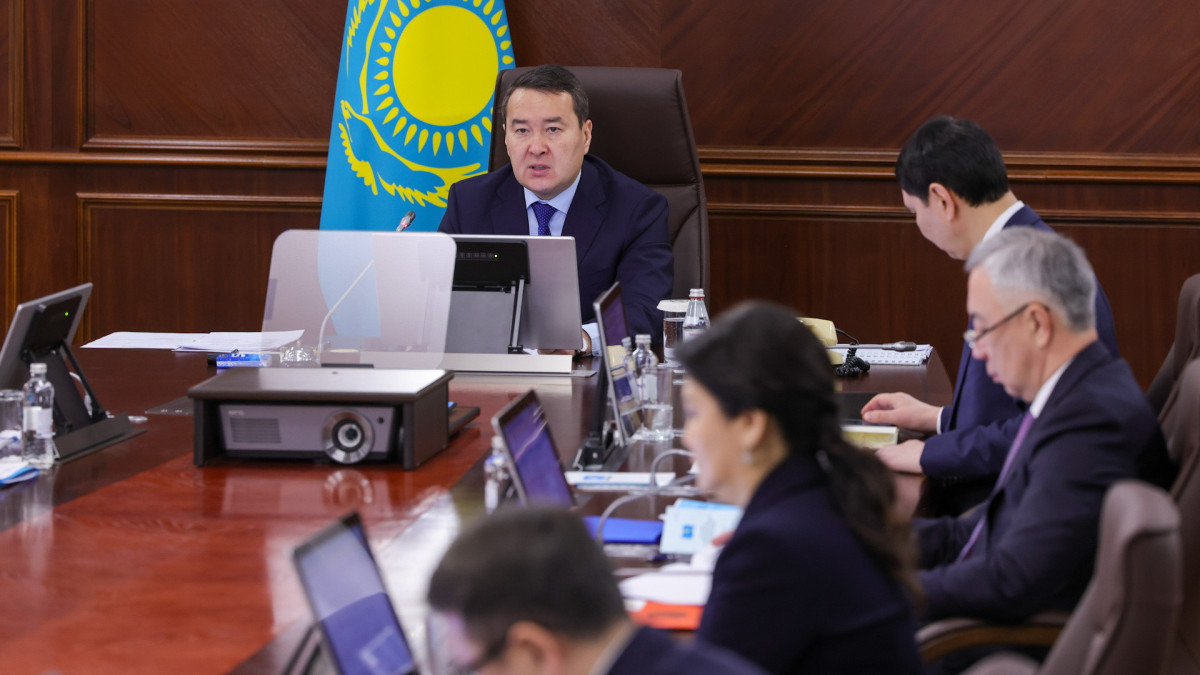 Procurement of subsoil users to work for the country —  Kazakh PM on strengthening regulation of commodity exchanges
