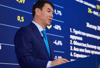 «Басқа ағымдағы азаматтар». Әкім Ясауи кесенесін кімдер жармақшы болғанын айтты