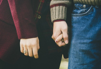 «Аға өлсе – жеңге мұра, іні өлсе – келін мұра». Әмеңгерліктің мәнісін дұрыс түсініп жүрміз бе?