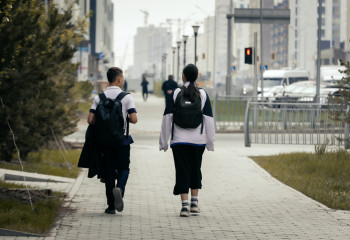 Почти пятая часть населения Казахстана - школьники