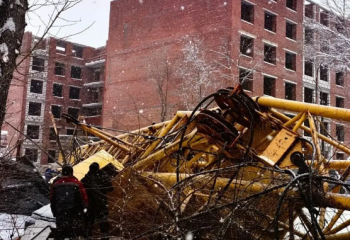 Қостанайда кран құлап, бір адам көз жұмды