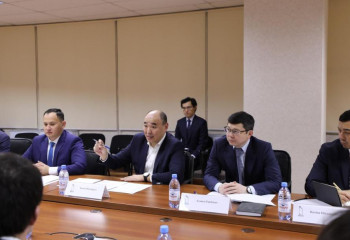 Канат Шарлапаев встретился с Генеральным директором CLAAS Group Ян-Хендрик Мором