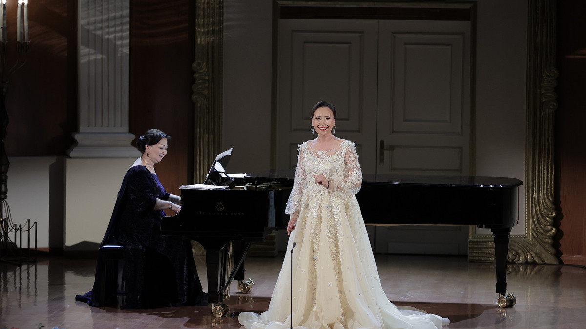  astanaopera.kz 