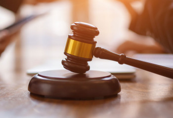 Қызылжарда балтамен оқушыларға шабуылдаған жеткіншекке сот үкімі шықты