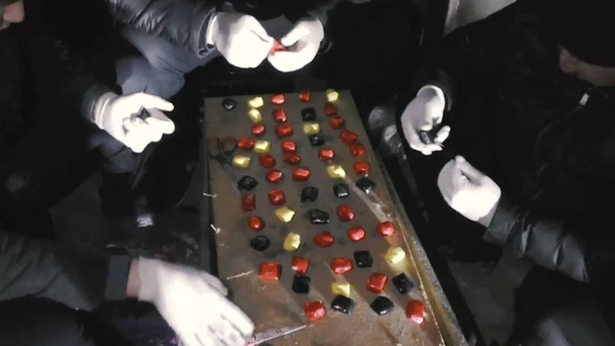 Нарколабораторию закрыли в Алматинской области, там нашли 55 кг мефедрона