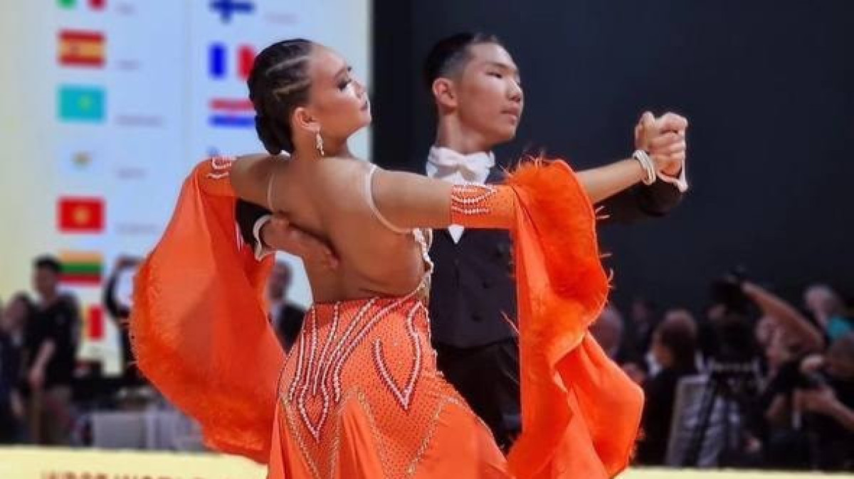 Впервые в Астане стартовал чемпионат по танцевальному спорту