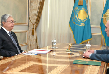 Head of State receives Minister of Defence Ruslan Zhaksylykov