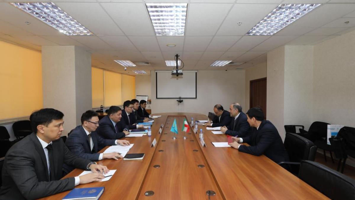 Казахстан и Иран договорились создать совместную комиссию по сотрудничеству в сфере транспорта