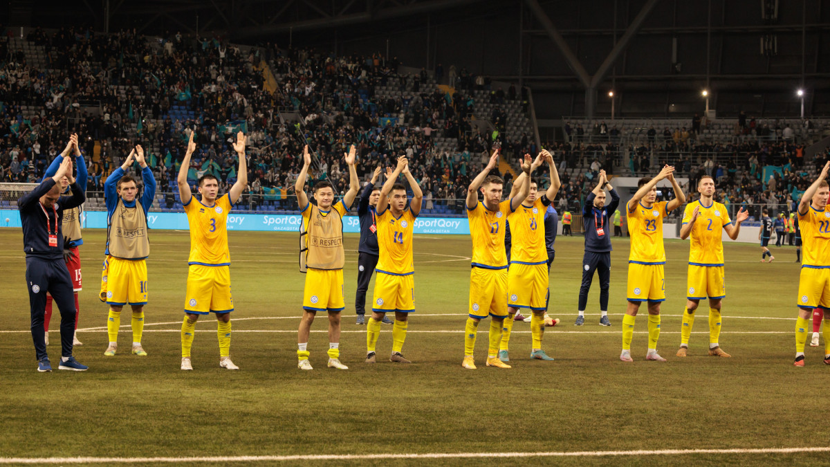 Казахстан может сыграть с двумя фаворитами Евро-2024 по футболу
