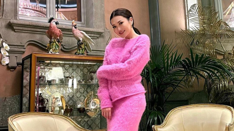  instagram/erke_esmahan 