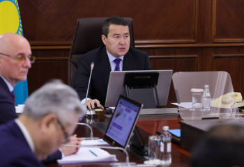 Премьер-министр поручил до конца года выработать меры по увеличению мощности пунктов пропуска на границе