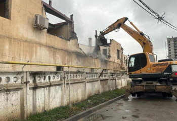 Алматыда кезекті құрылыс нысаны сүріледі