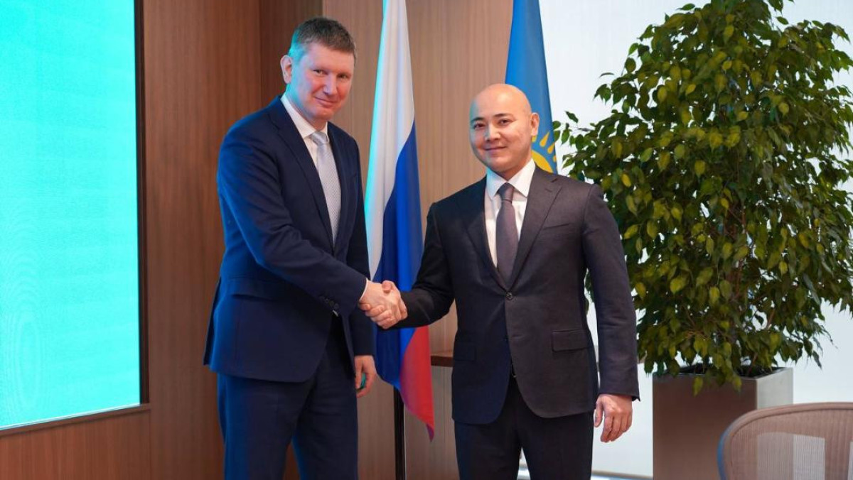 Глава МНЭ РК Алибек Куантыров встретился с министром экономического развития РФ