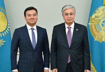 Тоқаев  «Қазақ тілі» қоғамына 7 млн теңге жарна аударды