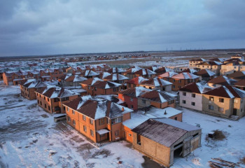 «16 жыл баспанасының құжаты болмаған»: Астанада шағын аудан тұрғындарының мәселесі шешілді