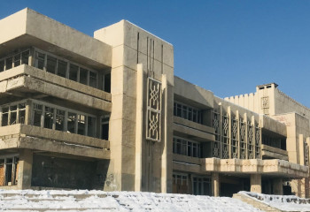 Заброшенный дворец культуры в Шымкенте будут восстанавливать