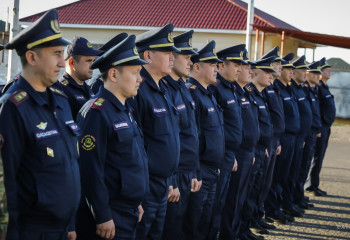 Жалақы төмен, баспанамен қамтылмаған: құтқарушылардың әлеуметтік мәселелері қалай шешіледі?