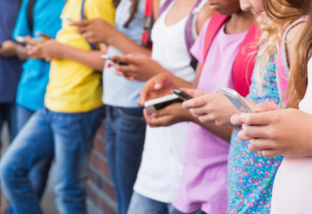 Ұялы телефонның балаға зиянды екені рас па