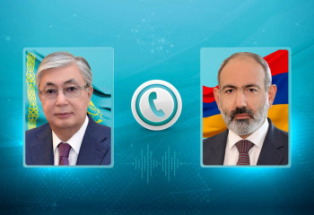 Токаев переговорил с президентом Армении