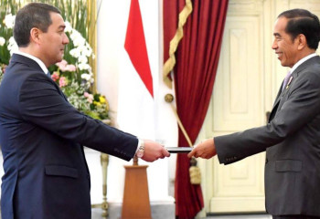 Ambassador of Kazakhstan presented his credentials to the President of Indonesia