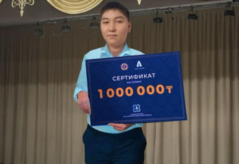 Мектеп оқушысы жемқорлыққа қарсы ойын шығарды