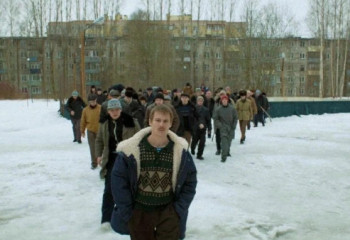 Песню «Пыяла» из сериала «Слово пацана» спели на казахском языке