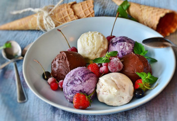 Неліктен тәтті жеуге құмартып тұрамыз