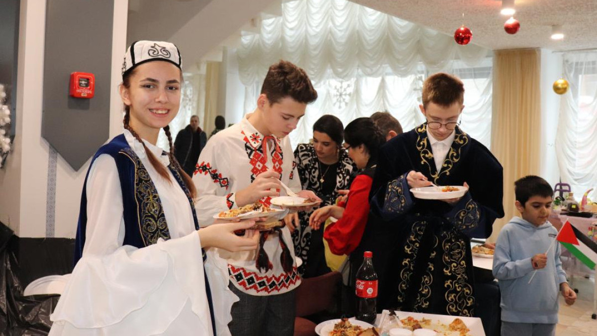 Kazakhstan takes part in charity fair and holds meeting of Friends of Kazakhstan Club