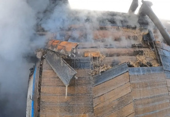 Два человека сгорели при пожаре дома в СКО