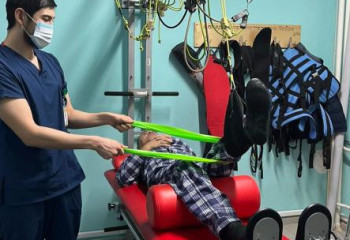 Белінен жарақат алған зейнеткер оңалту курсынан кейін жүріп кетті