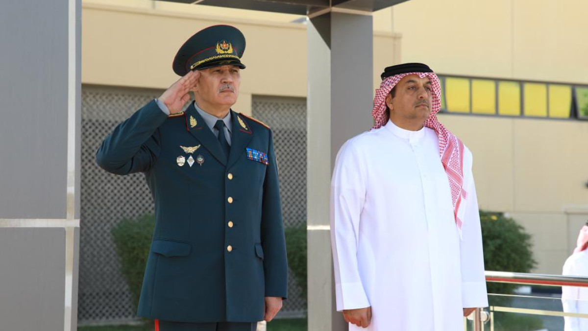 Министр обороны Казахстана посетил с официальным визитом Катар