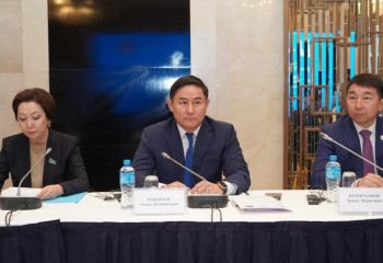Астанада «Заң шығару процесін жетілдіру» атты дөңгелек үстел өтті