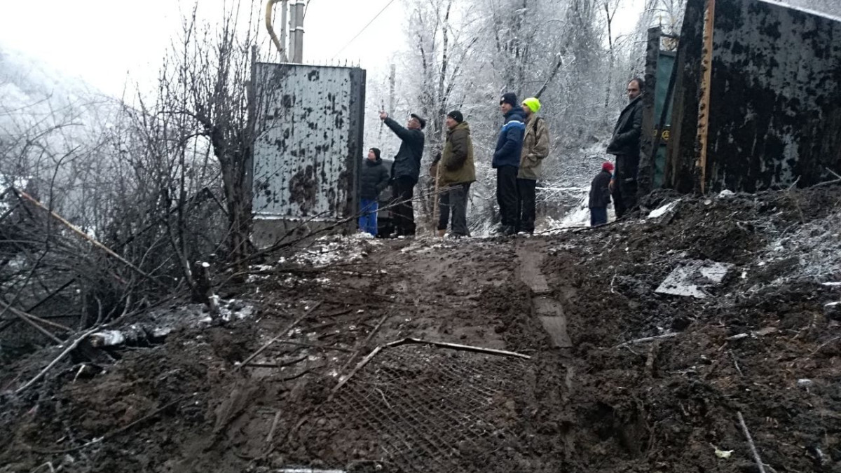 Про оползень в Ремизовке Алматы сообщают пострадавшие жители