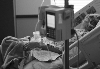 Атырау облысында 29 жастағы жүкті әйел ауруханада қайтыс болды