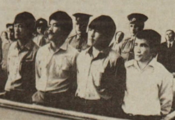 Қайрат Рысқұлбековтің кеудесін тік көтеріп сотқа тартылған суреті Колбинді неге ашуландырды?