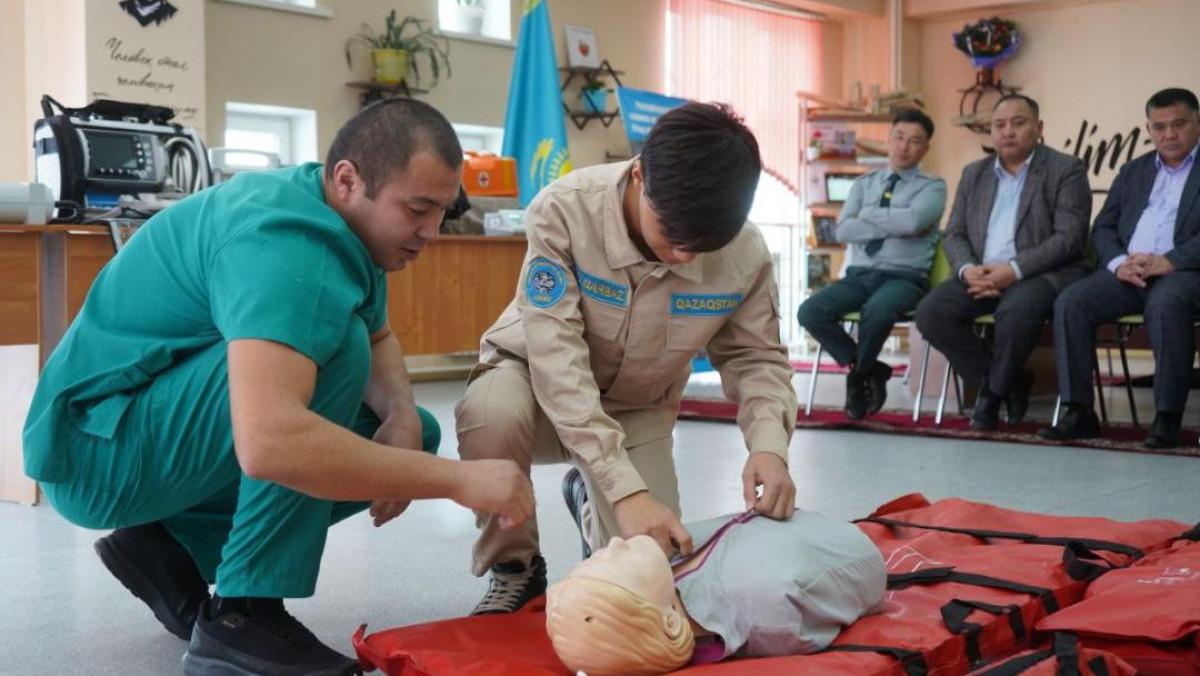 Совместные проекты будут реализовывать военный госпиталь и колледж Алматы