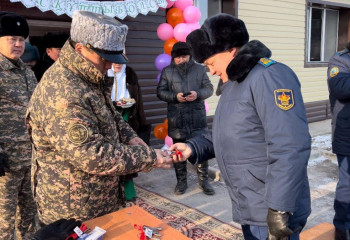 Әуе қорғанысы күштерінің әскери қызметшілері баспаналы болды