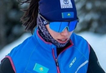Казахстанская лыжница завоевала медаль на международном турнире в Италии