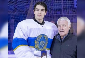 Голкипер из Экибастуза получил звание лучшего от Международной хоккейной федерации