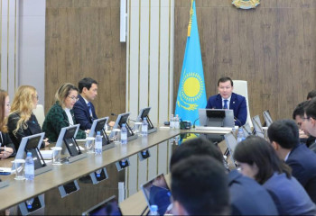 Ақтөбеде жастар кеңесінің отырысы өтті