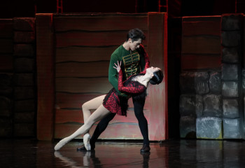 Столичный театр покоряет Женеву