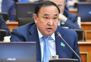 Қашанғы «кісідегінің кілті аспанда» деп көршілердің көңіліне қараймыз – Қайрат Балабиев