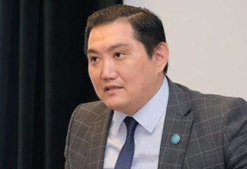 «Сұмырай келсе, су құриды». Депутат суға бөлініп жатқан қаражаттың қайда кетіп жатқаны түсініксіз екенін айтты